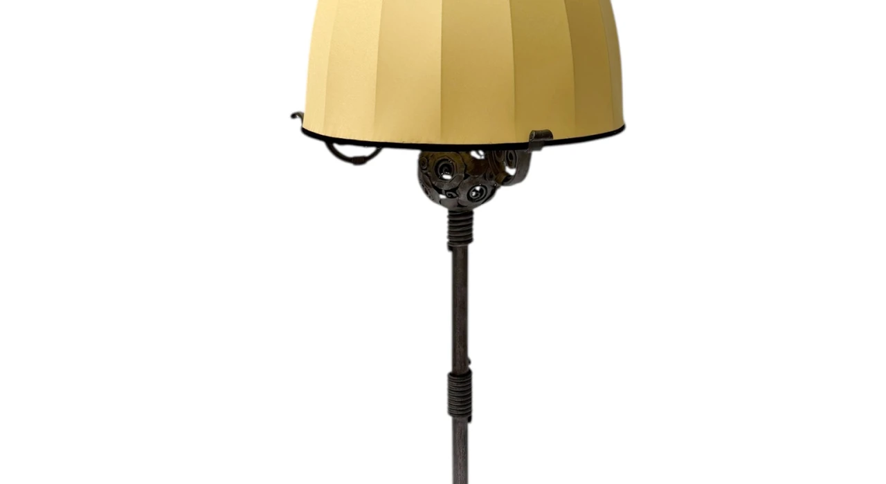 Art Deco Amsterdamse School Floor Lamp by Amsterdamsche Kunstsmederij, 1920s