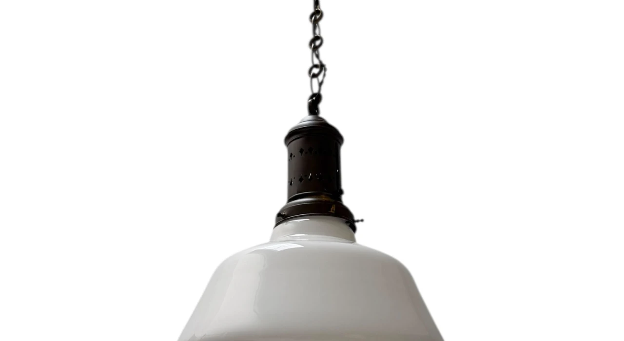 Arts & Crafts Pendant Lamp in the style of Peter Behrens, 1900s 3